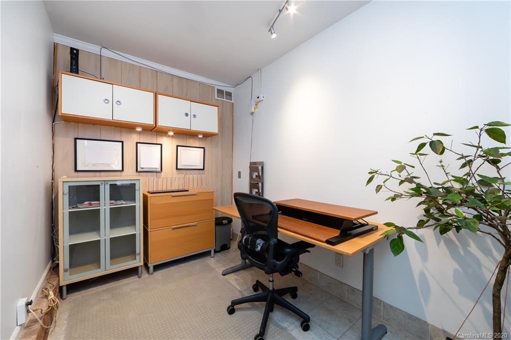 4417 Barwick Road Charlotte, NC 28211 - Photo 36 of 48 Gallery Image 36