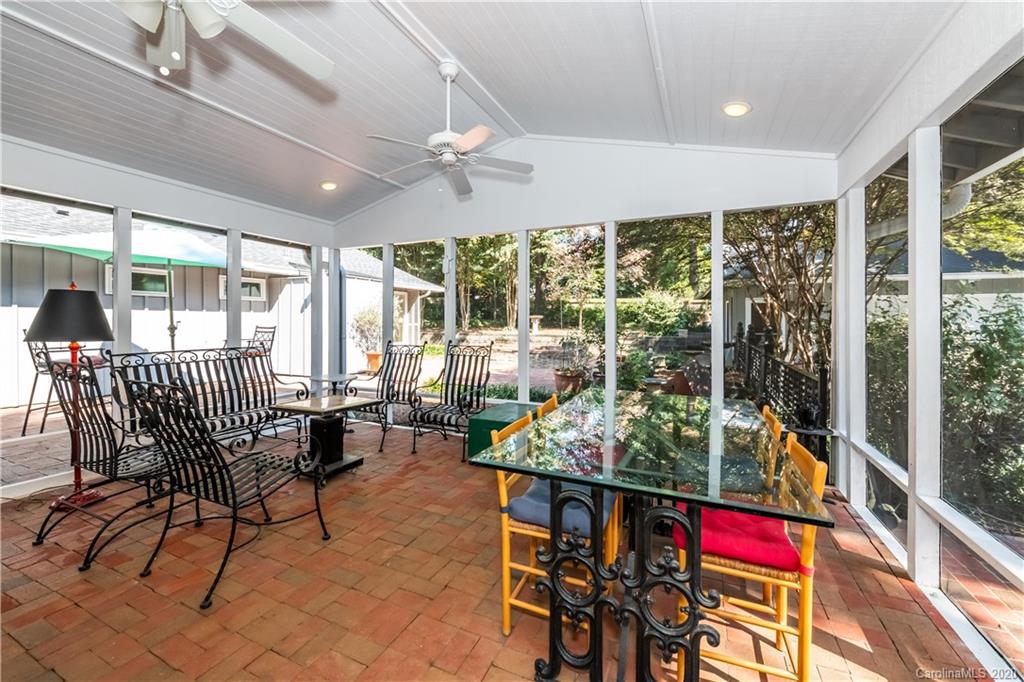 4417 Barwick Road Charlotte, NC 28211 - Photo 38 of 48 Gallery Image 38
