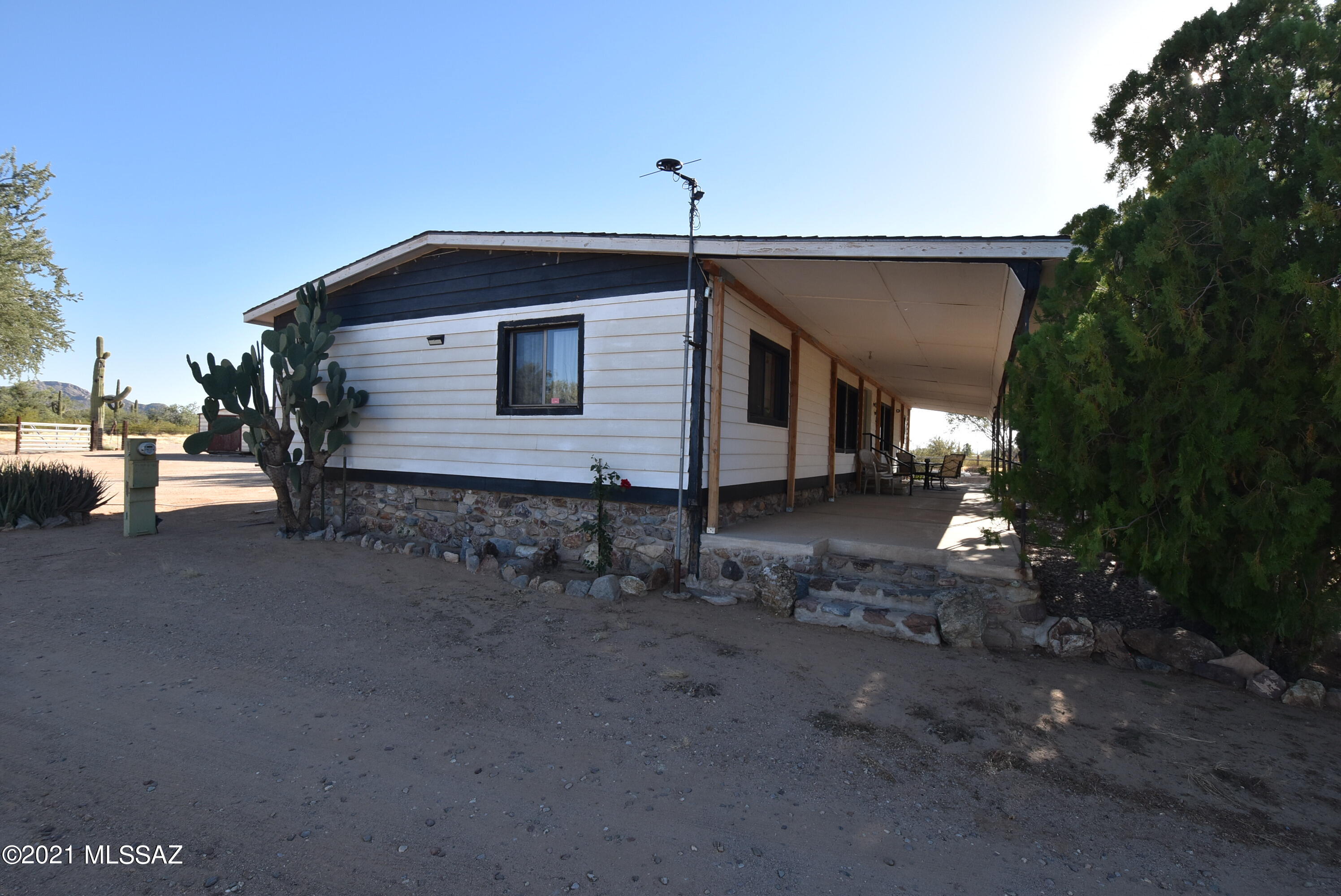 5820 North Chaparral Road Tucson, AZ 85743 - Photo 19 of 50