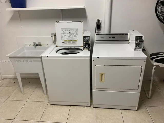 $1,475 | 1050 Atlantic Shores Boulevard, Unit 204, Hallandale Beach, FL 33009