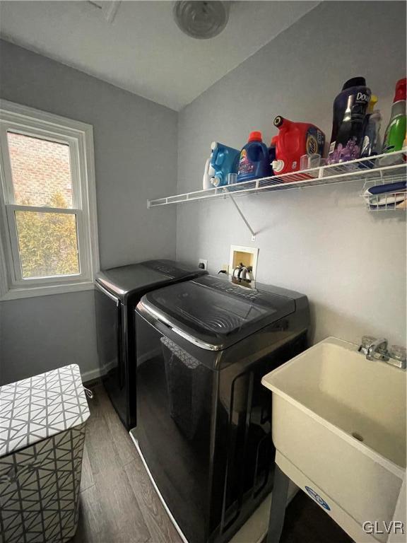 1668 Harding Circle Whitehall, PA 18052 - Photo 25 of 32 a utility room with sink dryer and washer