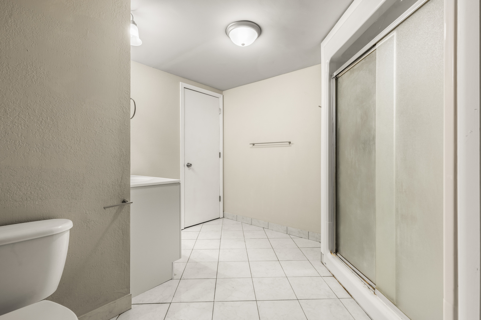 Undisclosed Address Davis, IL 61019 - Photo 14 of 21 a bathroom with a toilet and a shower