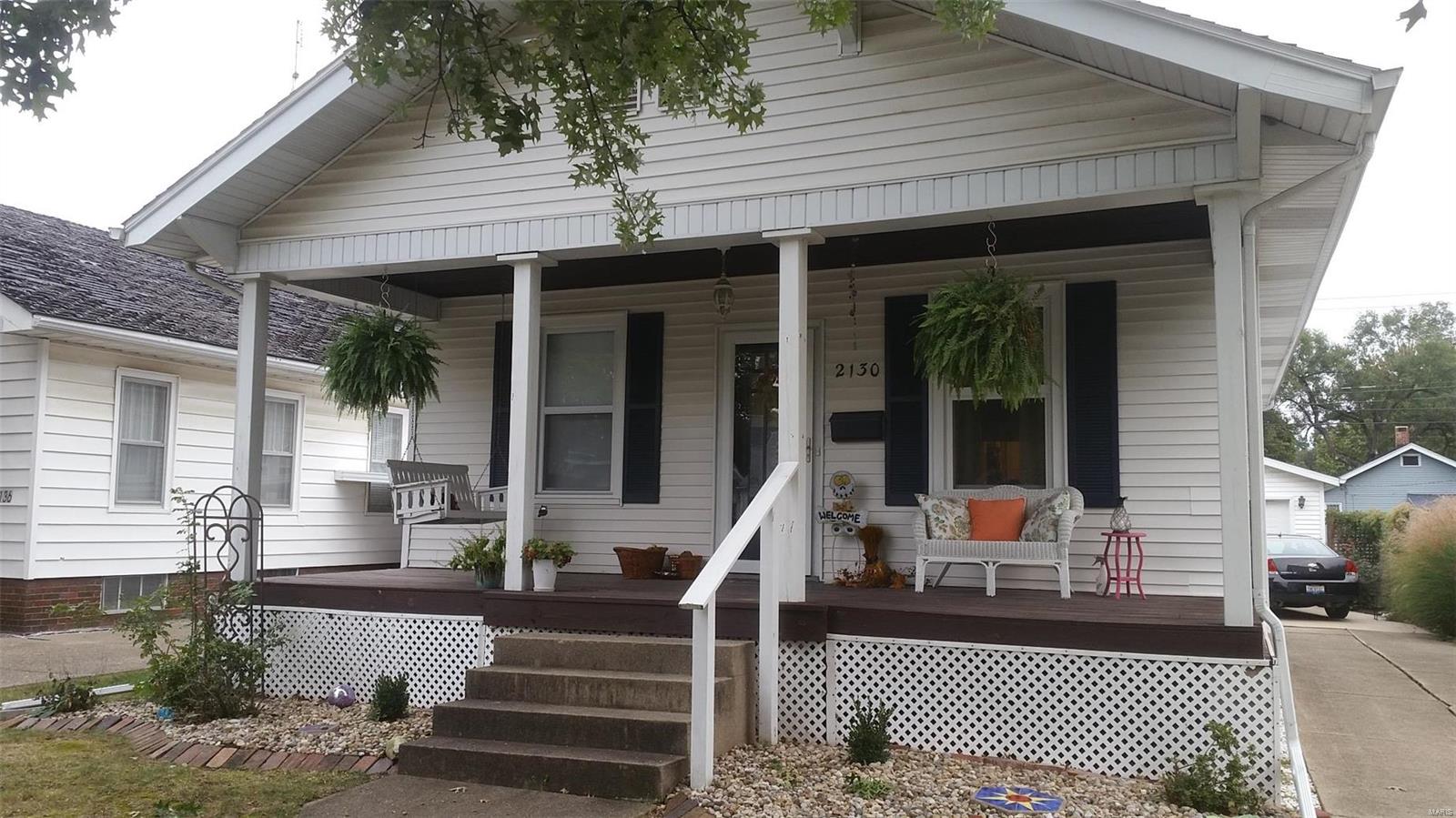 2130 North 7th Street Springfield, IL 62702 - Photo 1 of 27