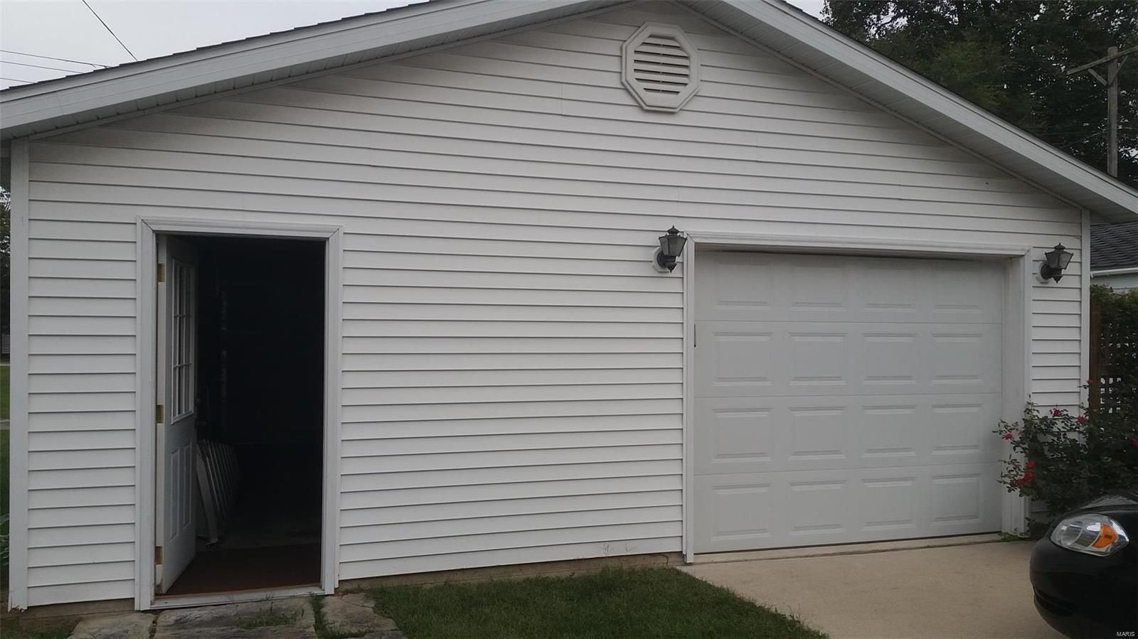 2130 North 7th Street Springfield, IL 62702 - Photo 5 of 27