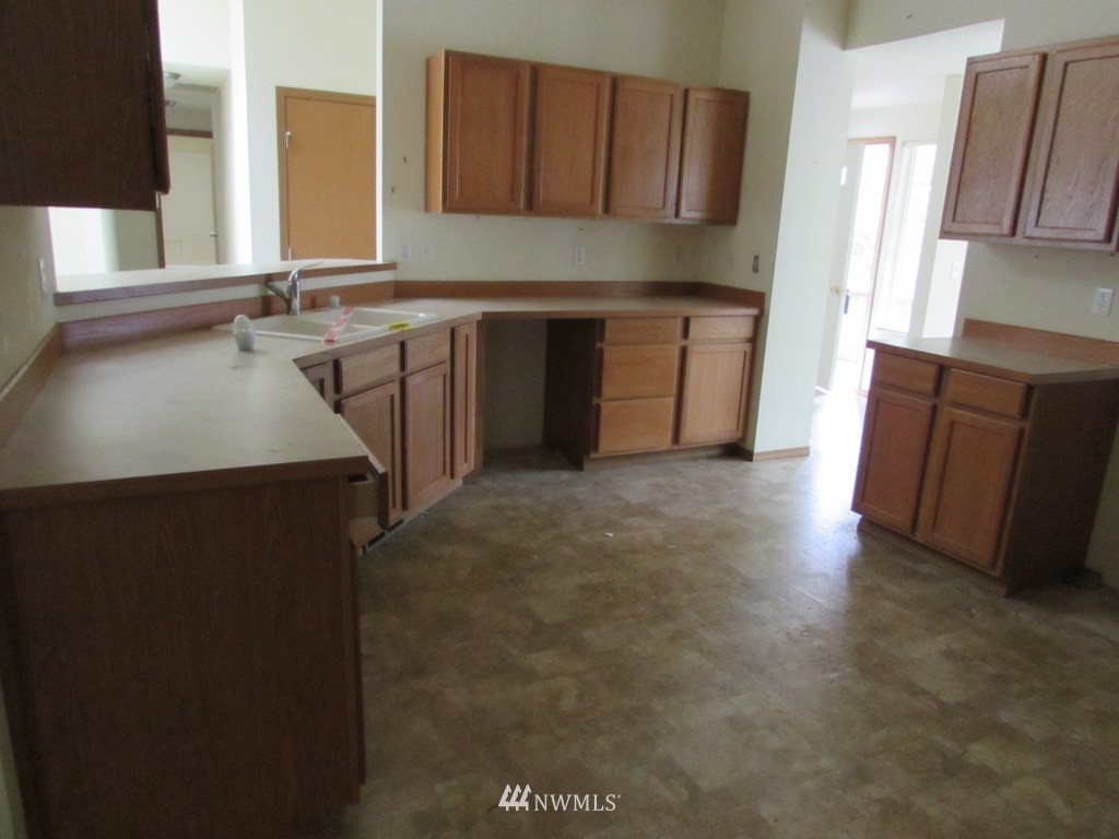 5446 Johnson Point Road Northeast Olympia, WA 98516 - Photo 3 of 11 Gallery Image 3