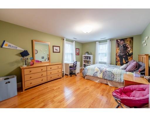 18 Shelby Road Reading, MA 01867 - Photo 13 of 26 Gallery Image 13