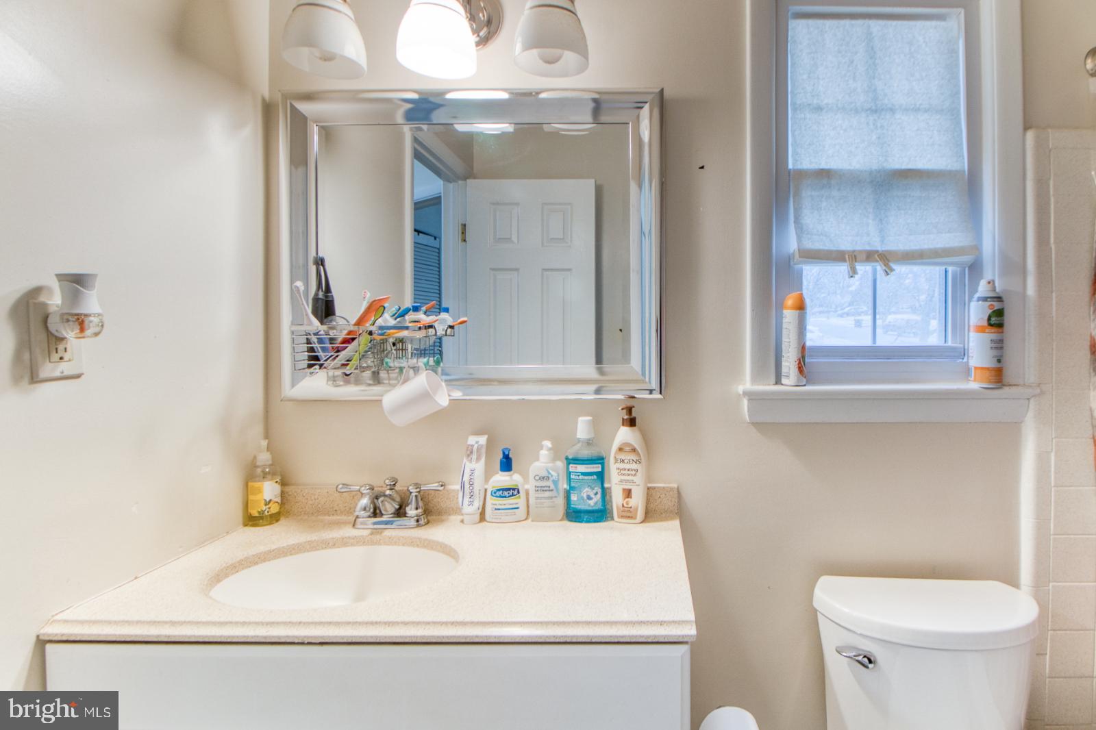 1008 Robroy Drive Silver Spring, MD 20903 - Photo 15 of 28