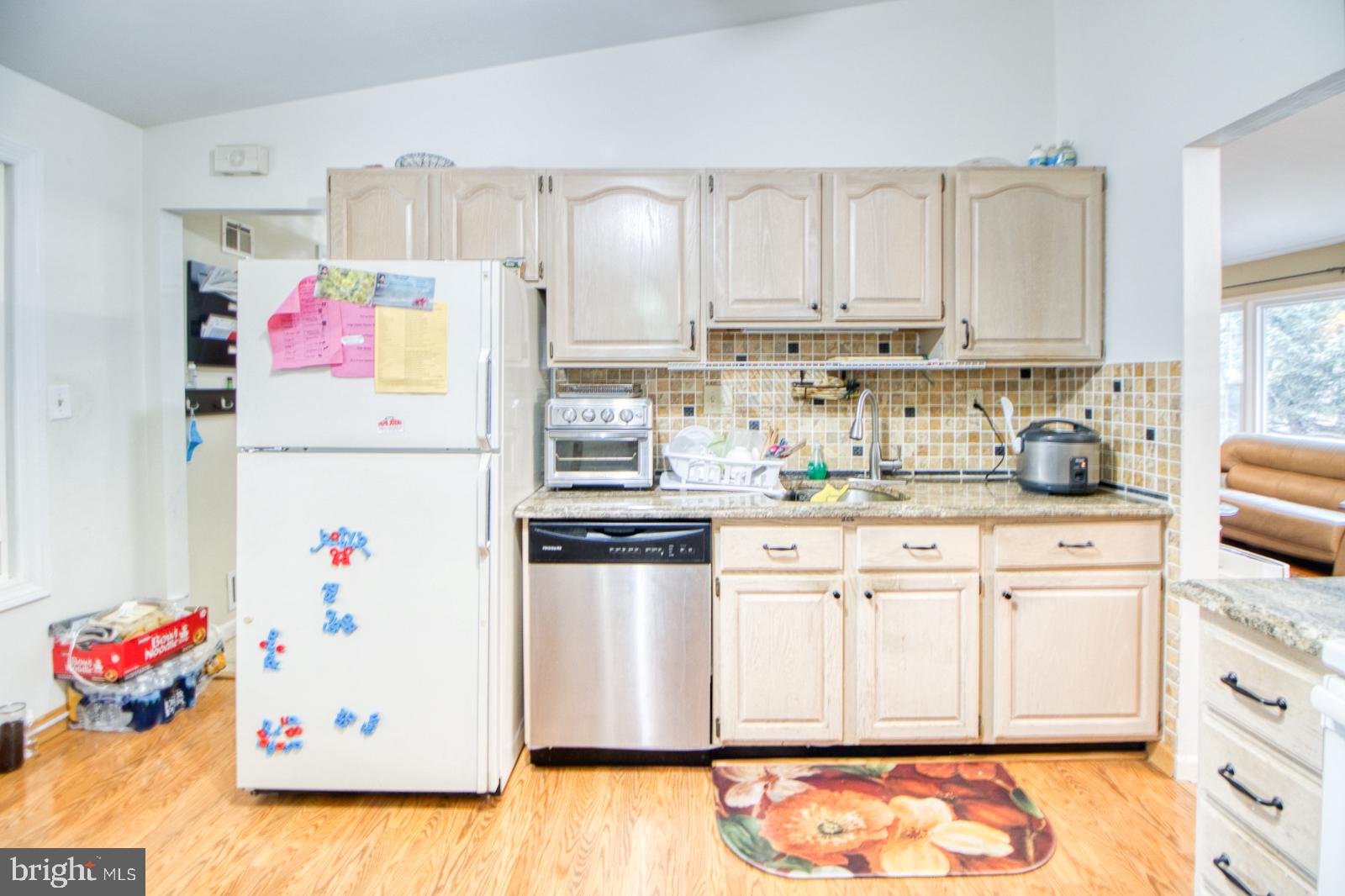 1008 Robroy Drive Silver Spring, MD 20903 - Photo 10 of 28