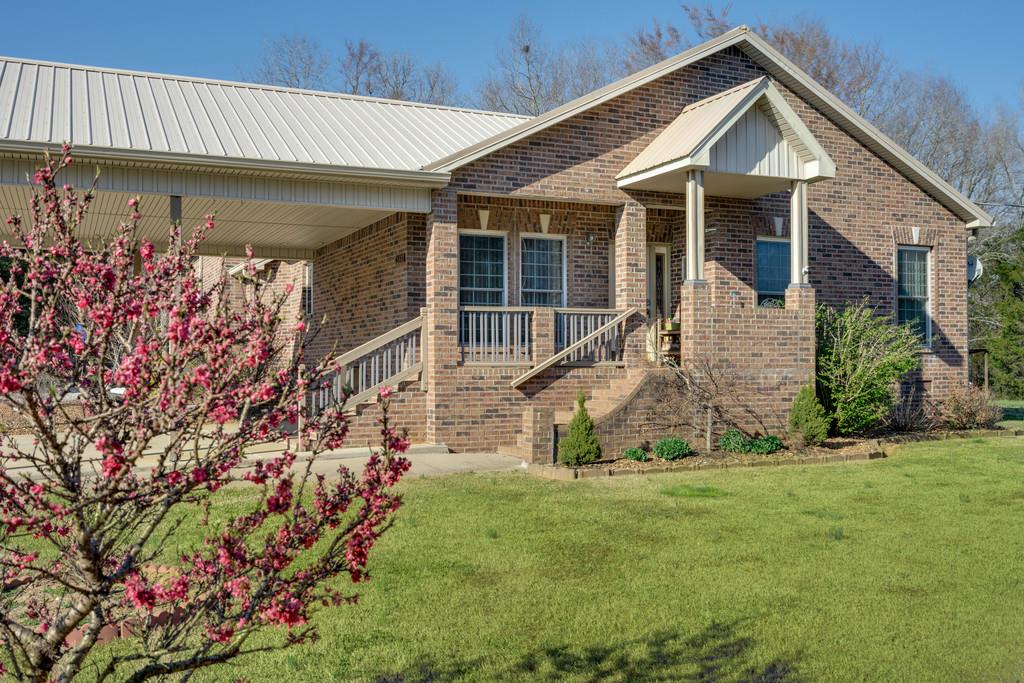 4833 Pyles Road Chapel Hill, TN 37034 - Photo 2 of 30 Gallery Image 2