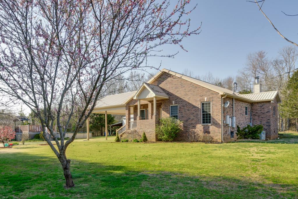 4833 Pyles Road Chapel Hill, TN 37034 - Photo 4 of 30 Gallery Image 4