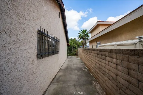 $599,000 | 333 West Grand Avenue, Pomona, CA 91766