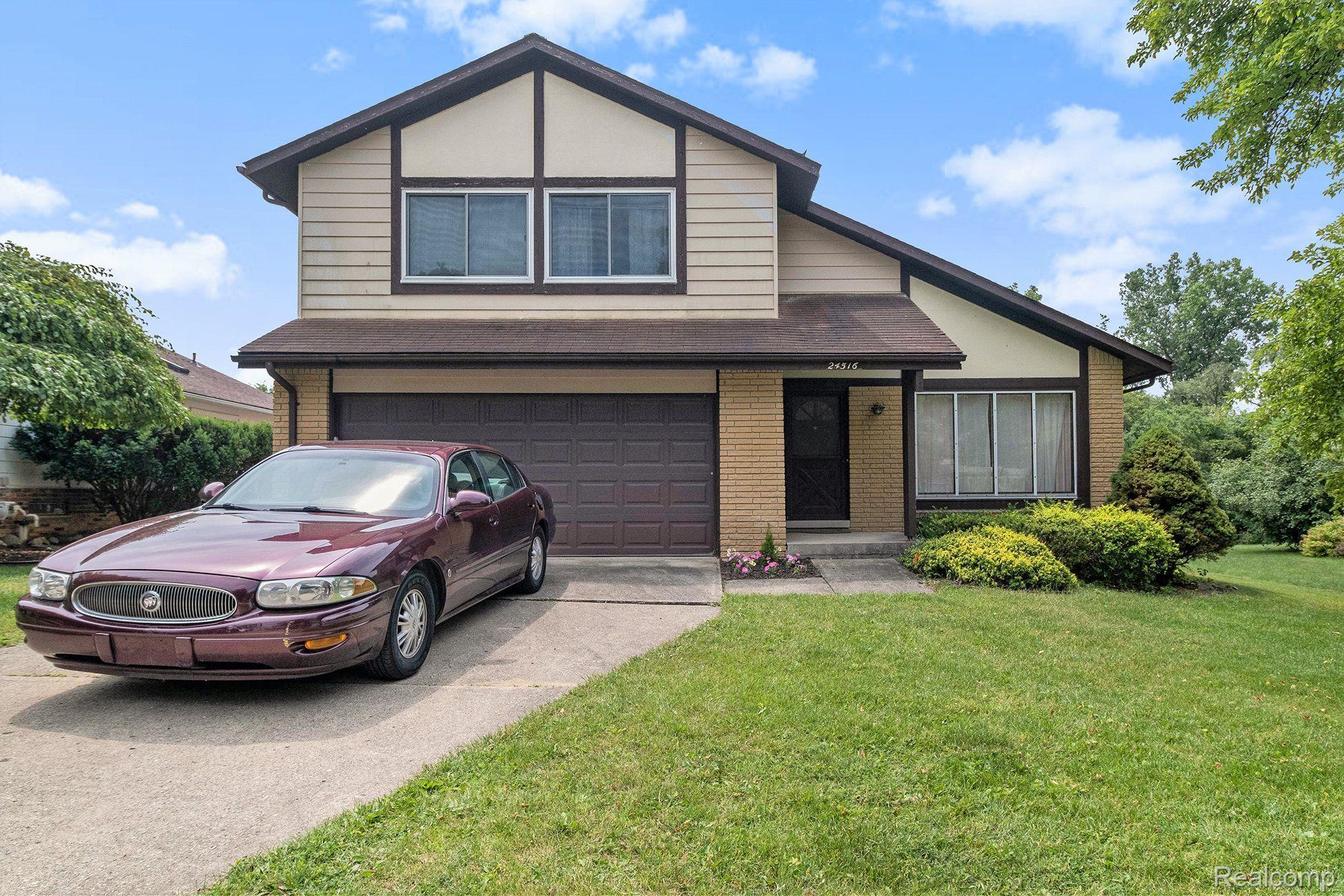24516 Park Ridge Court Novi, MI 48375 - Photo 2 of 21 Gallery Image 2