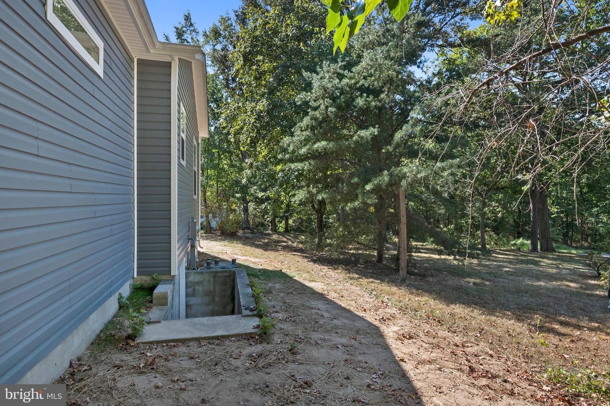 12700 Duckettown Road Laurel, MD 20708 - Photo 4 of 26 Side