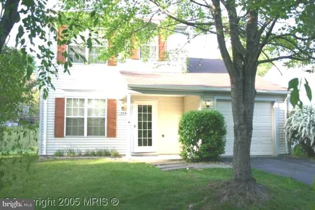 $2,400 | 13344 Neerwinder Place, Germantown, MD 20874