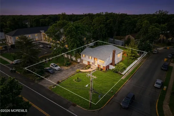 $1,000,000 | 271 Joe Parker Road, Lakewood, NJ 08701