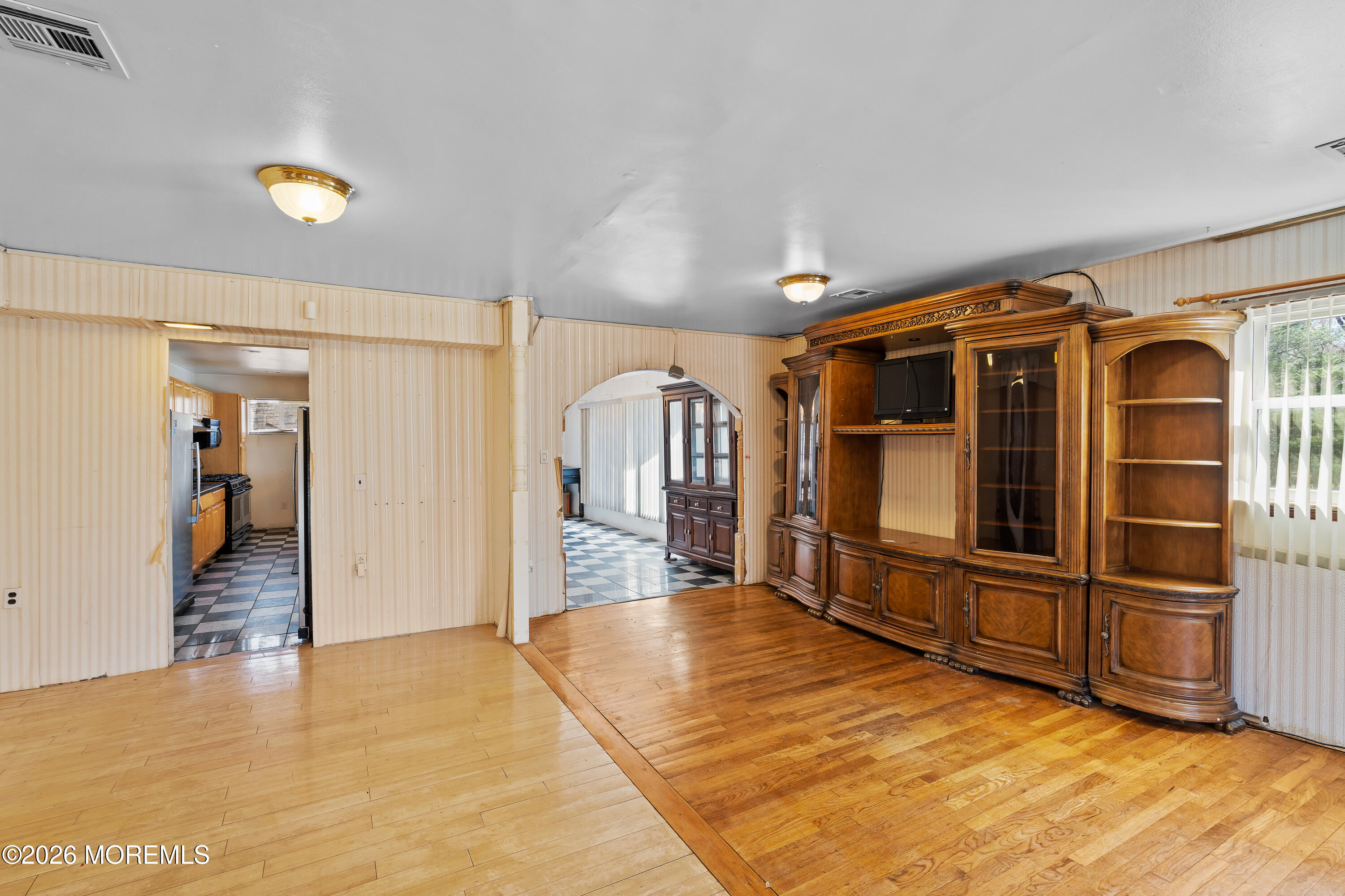 271 Joe Parker Road Lakewood, NJ 08701 - Photo 11 of 35 Living room
