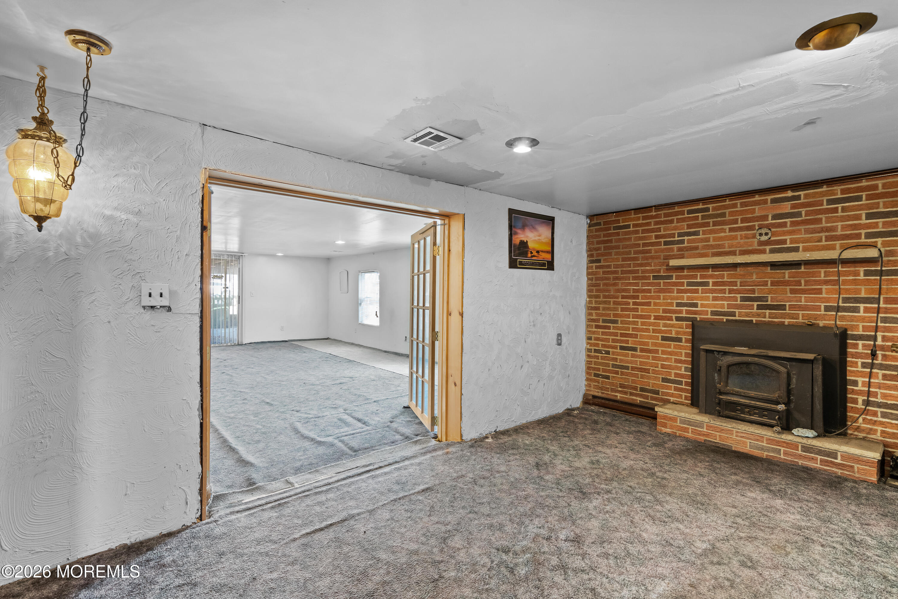 271 Joe Parker Road Lakewood, NJ 08701 - Photo 25 of 35 Family room