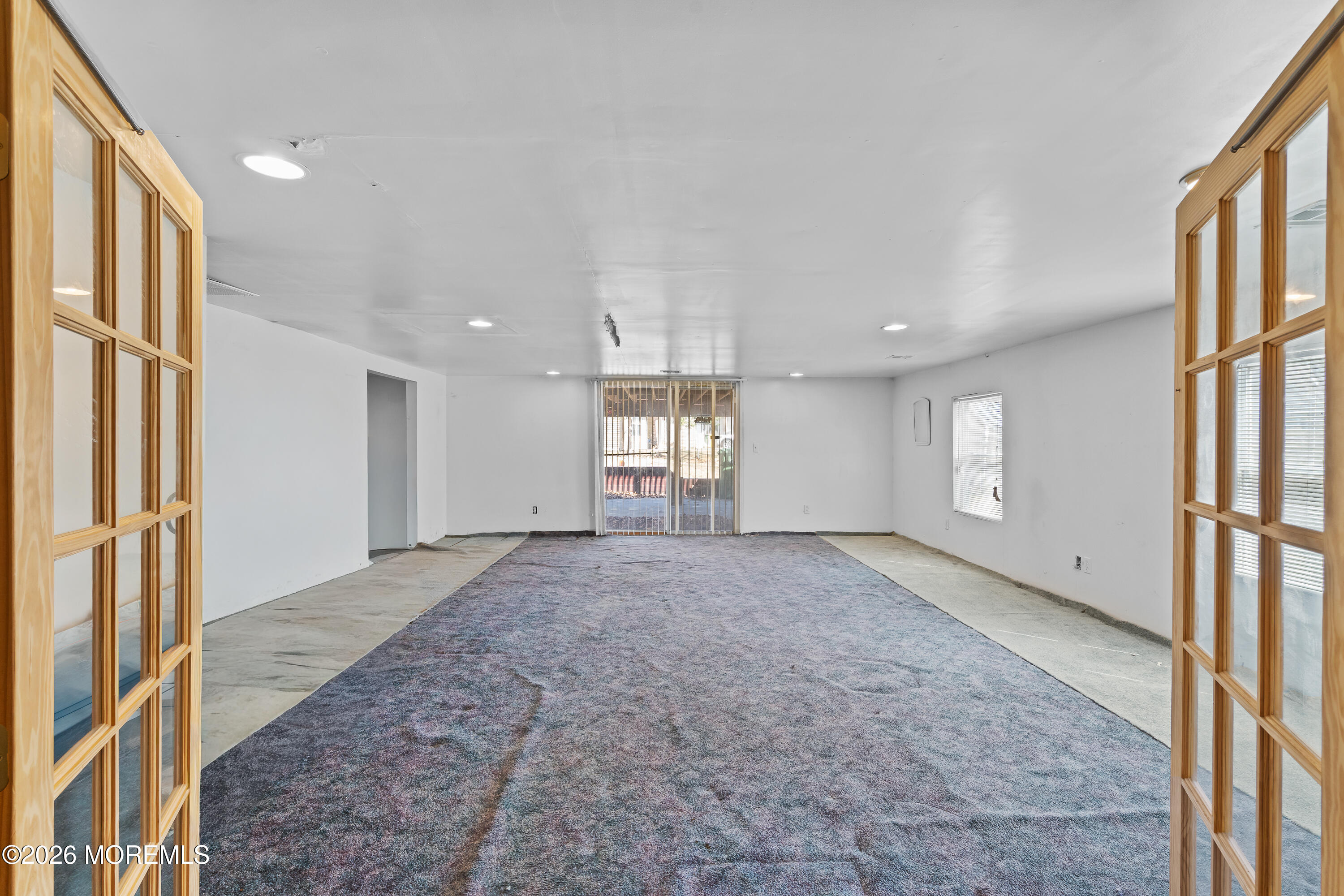 271 Joe Parker Road Lakewood, NJ 08701 - Photo 26 of 35 Family room