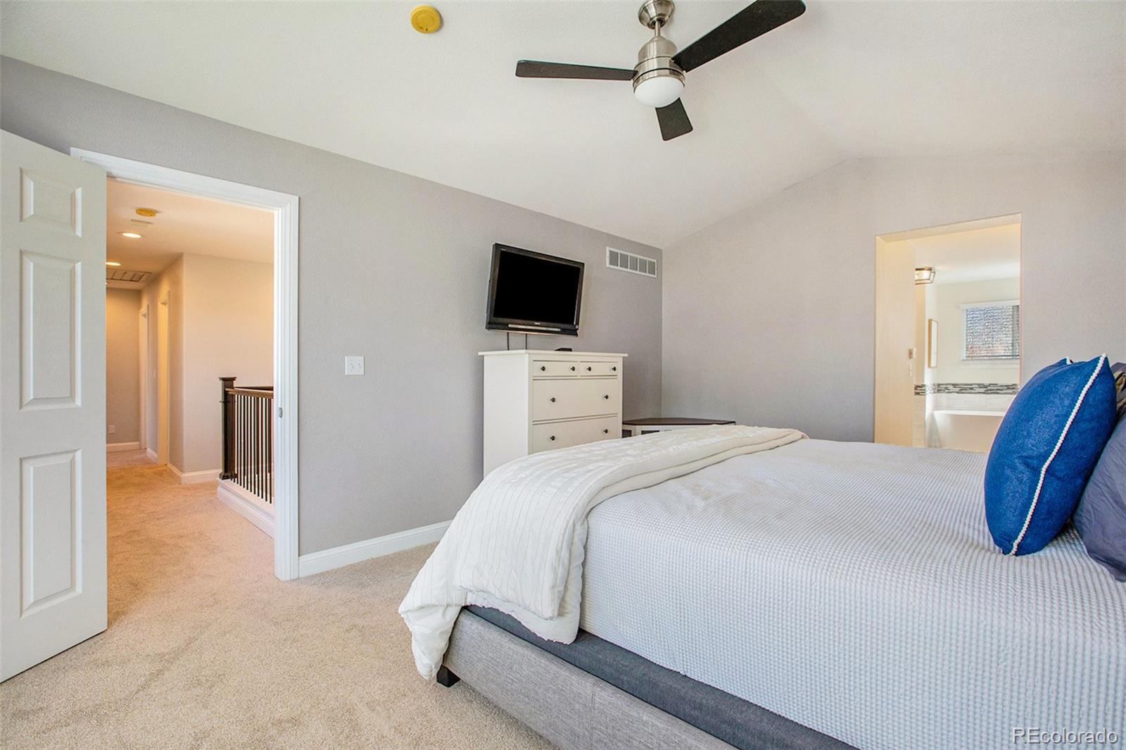 9973 Silver Maple Road Highlands Ranch, CO 80129 - Photo 20 of 37 Gallery Image 20