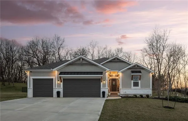 $7,500 | 517 South Shore Drive, Lake Winnebago, MO 64034