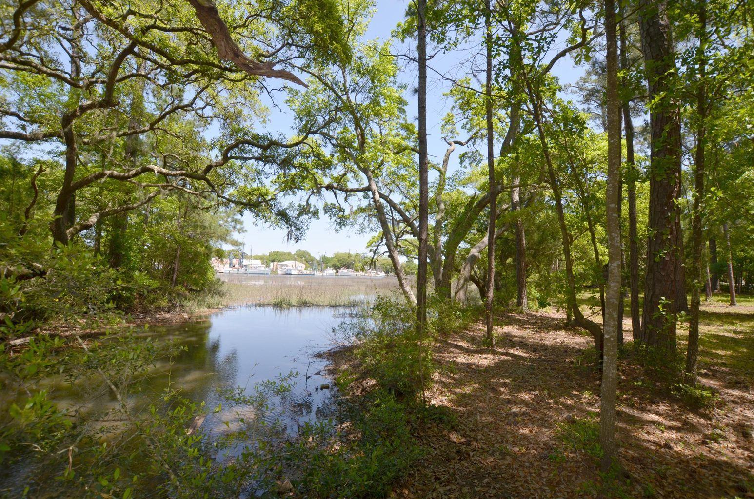 564 Romain Road McClellanville, SC 29458 - Photo 6 of 17 7