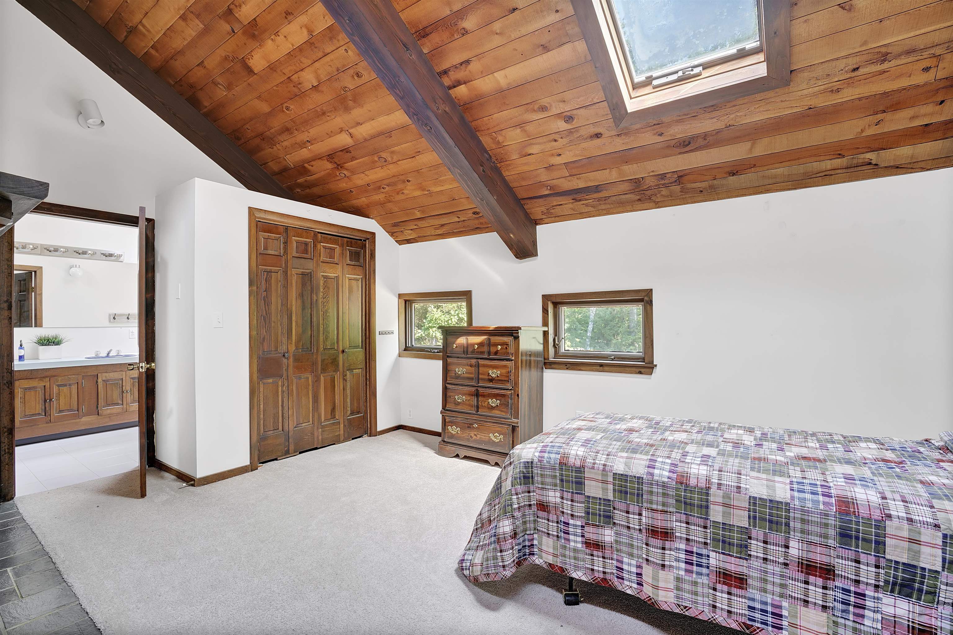 46 Fremont Road Chester, NH 03036 - Photo 20 of 37