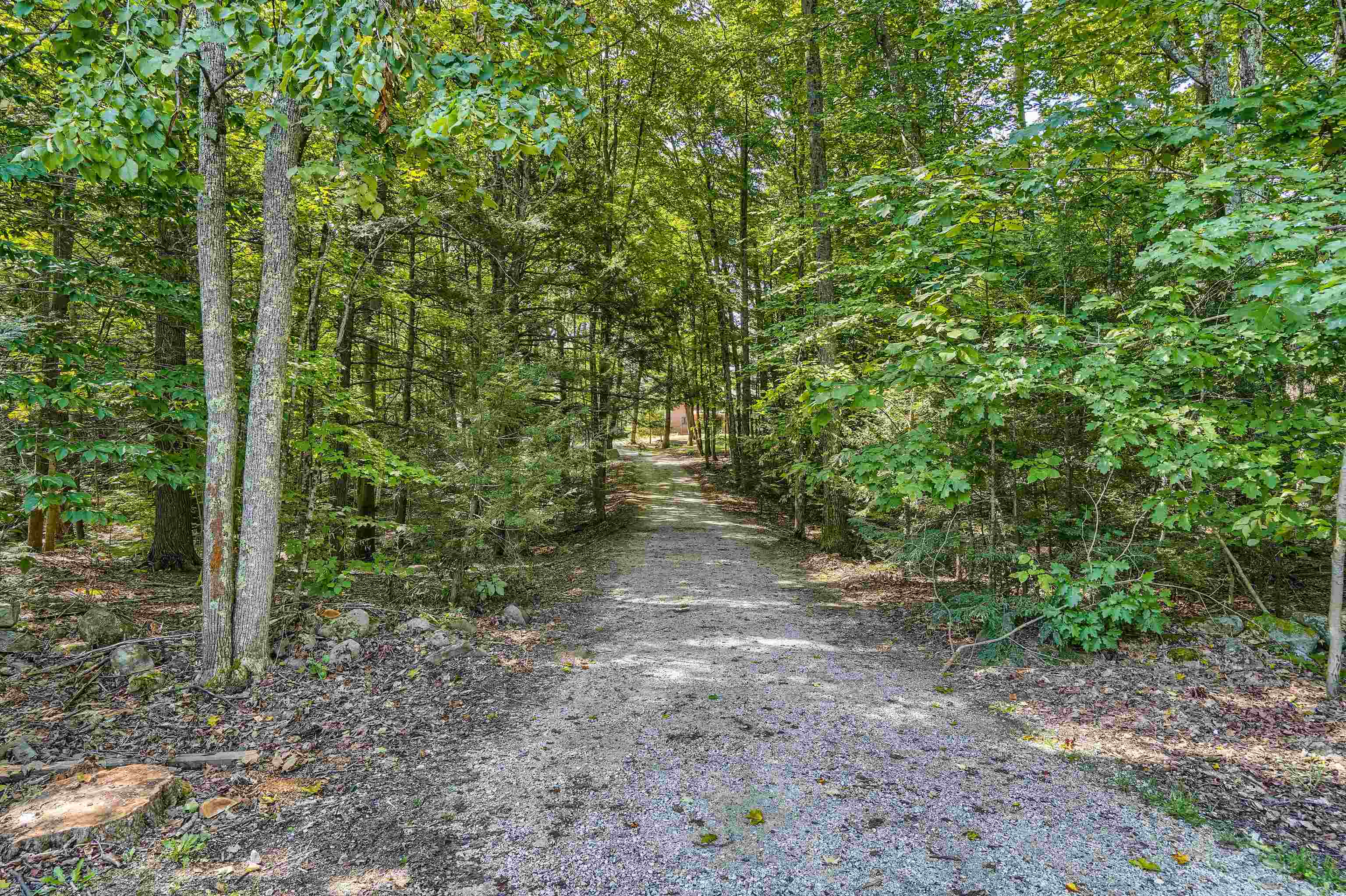 46 Fremont Road Chester, NH 03036 - Photo 28 of 37
