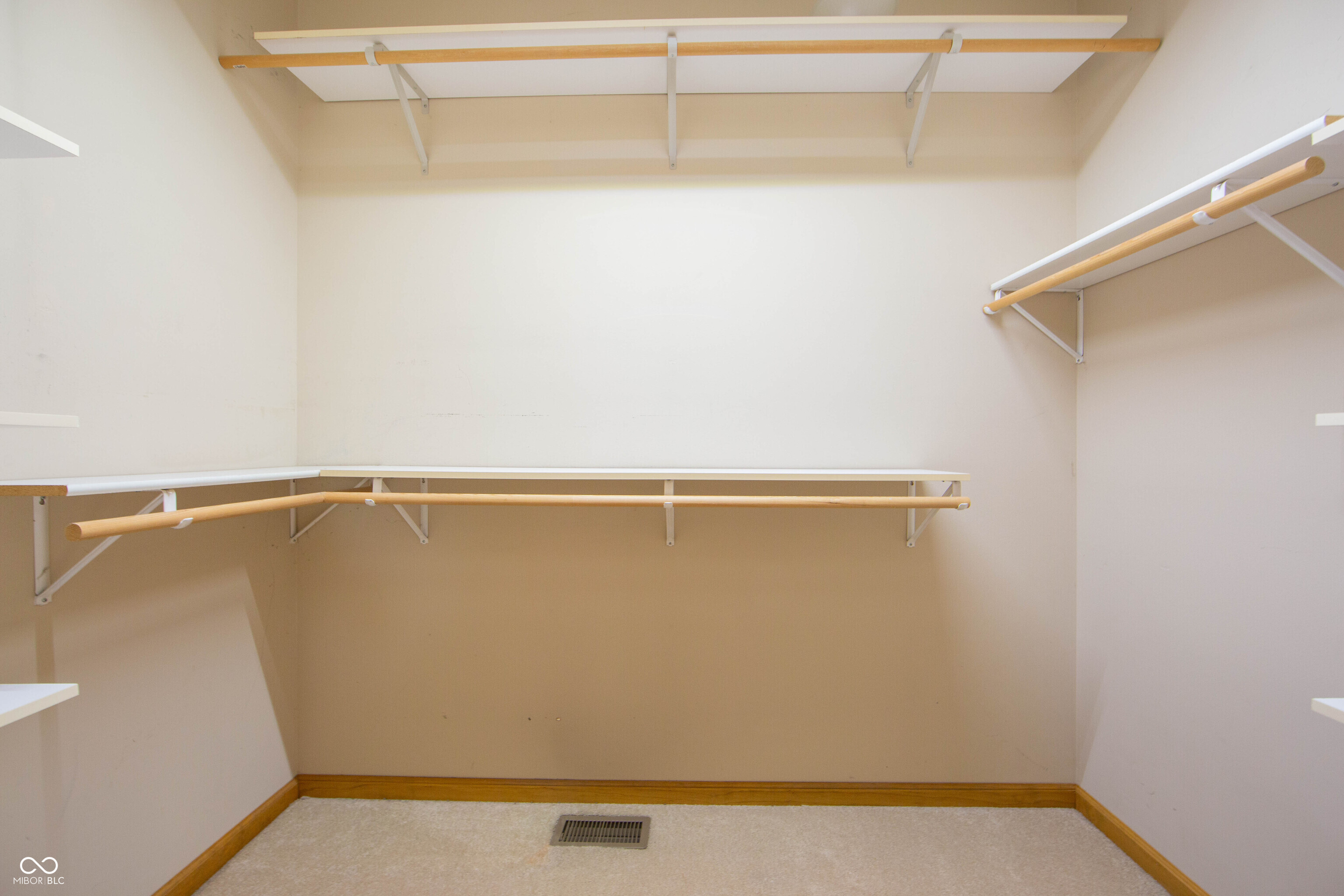 4014 North Centerline Road Franklin, IN 46131 - Photo 13 of 39 Gallery Image 13