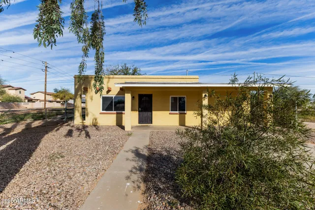 $235,000 | 746 West Ocotillo Street, Casa Grande, AZ 85122