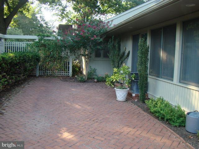 390 Arbor Road Lancaster, PA 17601 - Photo 21 of 23 Gallery Image 21