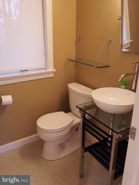 390 Arbor Road Lancaster, PA 17601 - Photo 10 of 23 Gallery Image 10