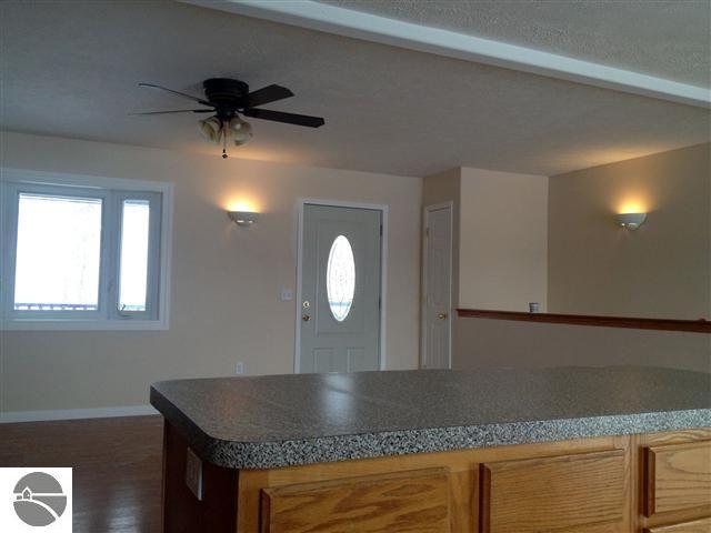 1206 Rasho Road Traverse City, MI 49696 - Photo 9 of 21 1742254-8.JPG