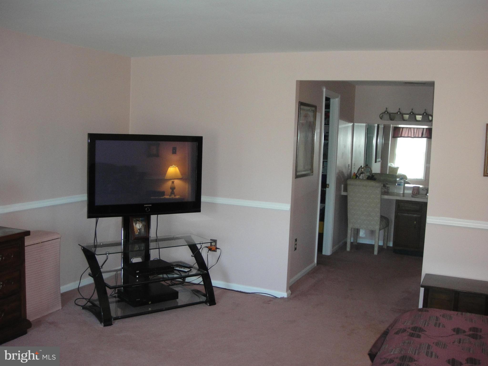 2851 Jones Road Dunkirk, MD 20754 - Photo 14 of 28 Bedroom (Master)