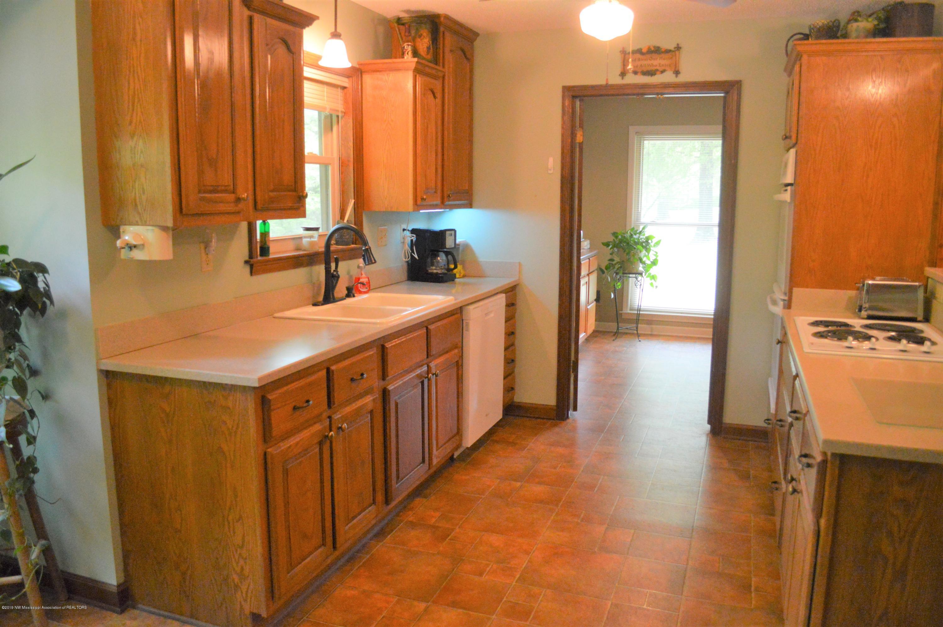 10730 Woolsey Road Olive Branch, MS 38654 - Photo 13 of 46 DSC_0100