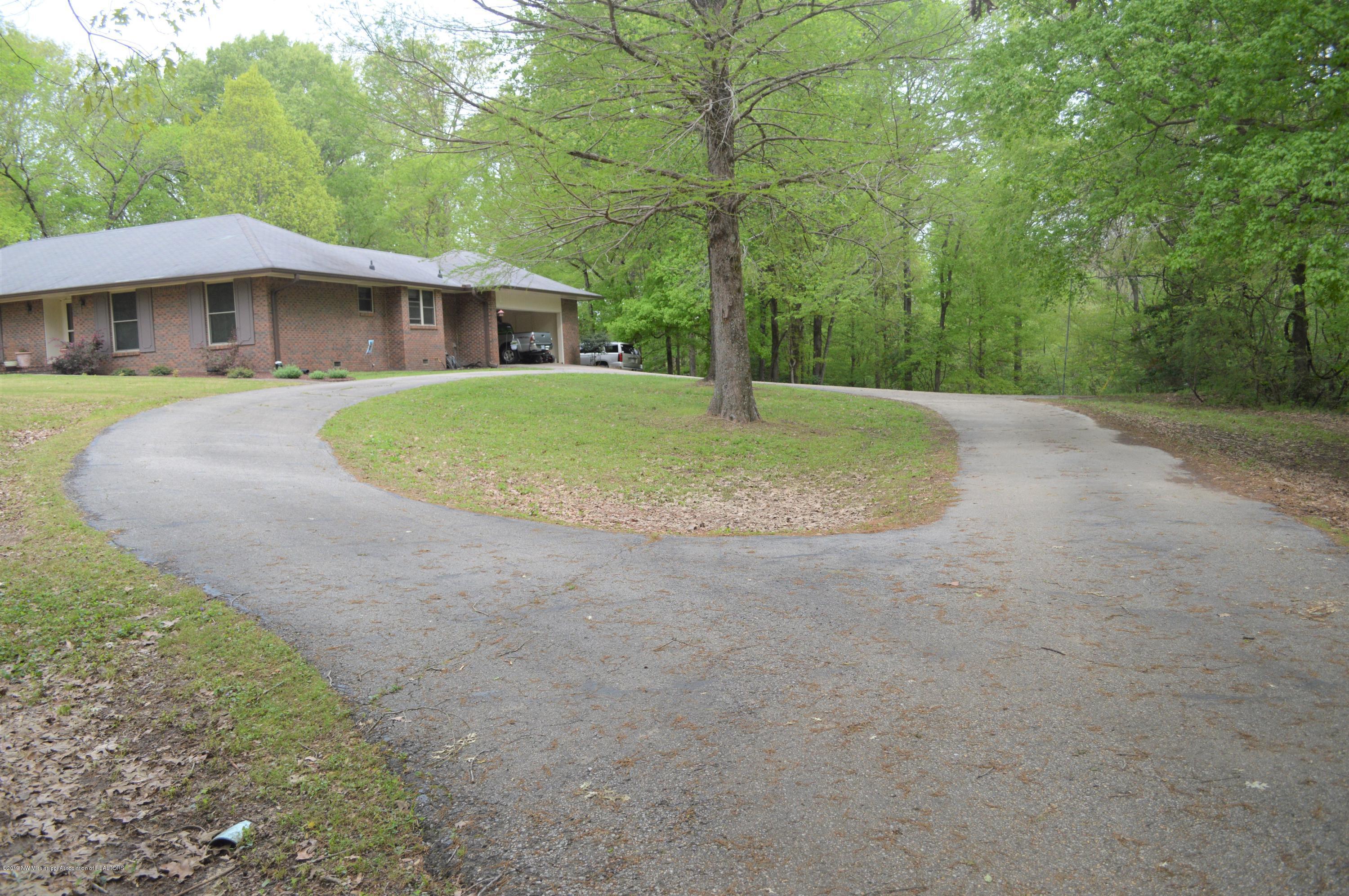 10730 Woolsey Road Olive Branch, MS 38654 - Photo 6 of 46 DSC_0052