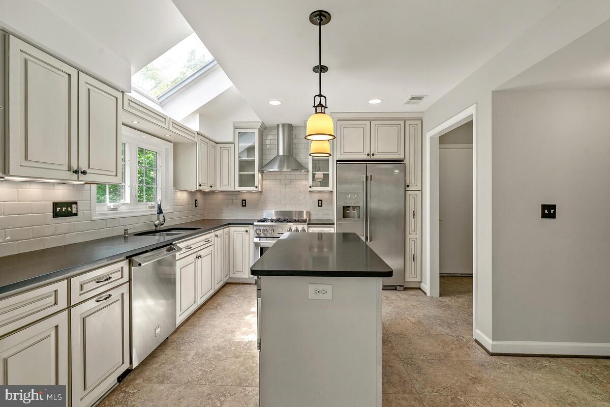 12124 Orchard View Road Gaithersburg, MD 20878 - Photo 22 of 51