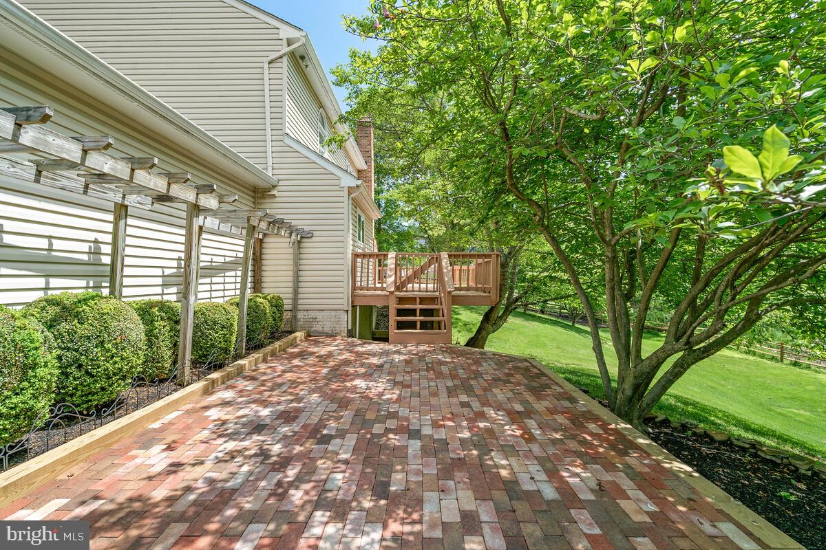 12124 Orchard View Road Gaithersburg, MD 20878 - Photo 38 of 51