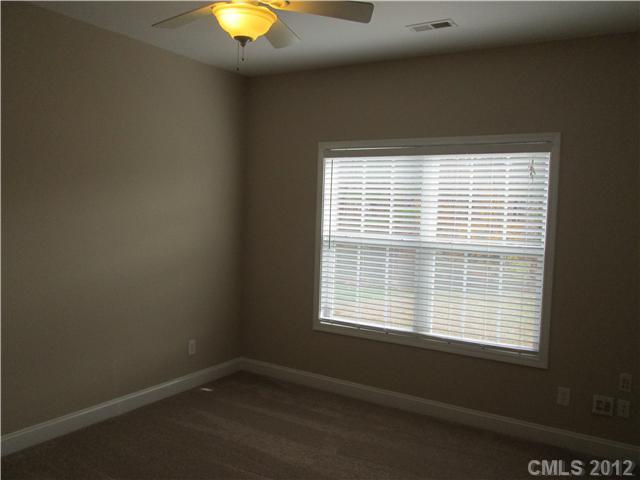2630 Gosling Terrace Road Charlotte, NC 28262 - Photo 10 of 15