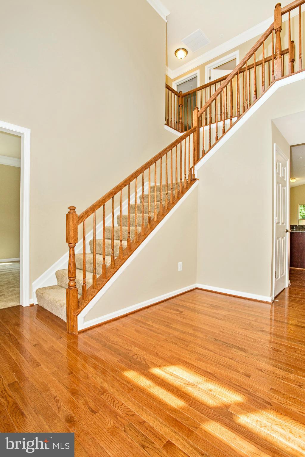 271 Ridgecrest Road New Market, MD 21774 - Photo 14 of 30 Staircase