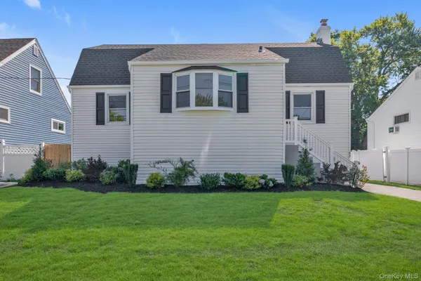 $729,000 | 43 Westside Avenue, Freeport, NY 11520