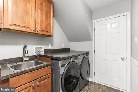 $975,000 | 1705 Osprey Drive, Audubon, PA 19403