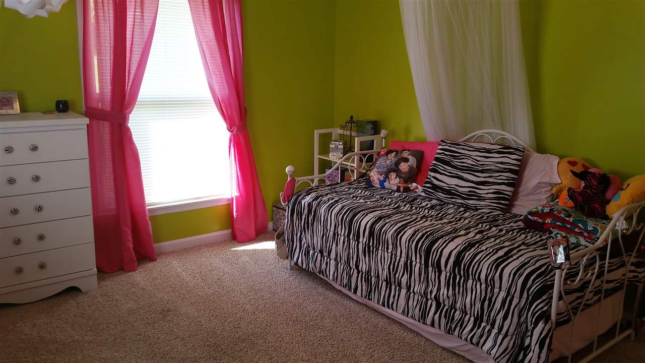 5615 Winston Road Evansville, IN 47710 - Photo 24 of 36 Gallery Image 24