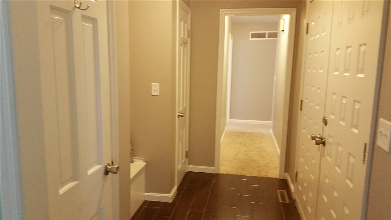 5615 Winston Road Evansville, IN 47710 - Photo 5 of 36 Gallery Image 5