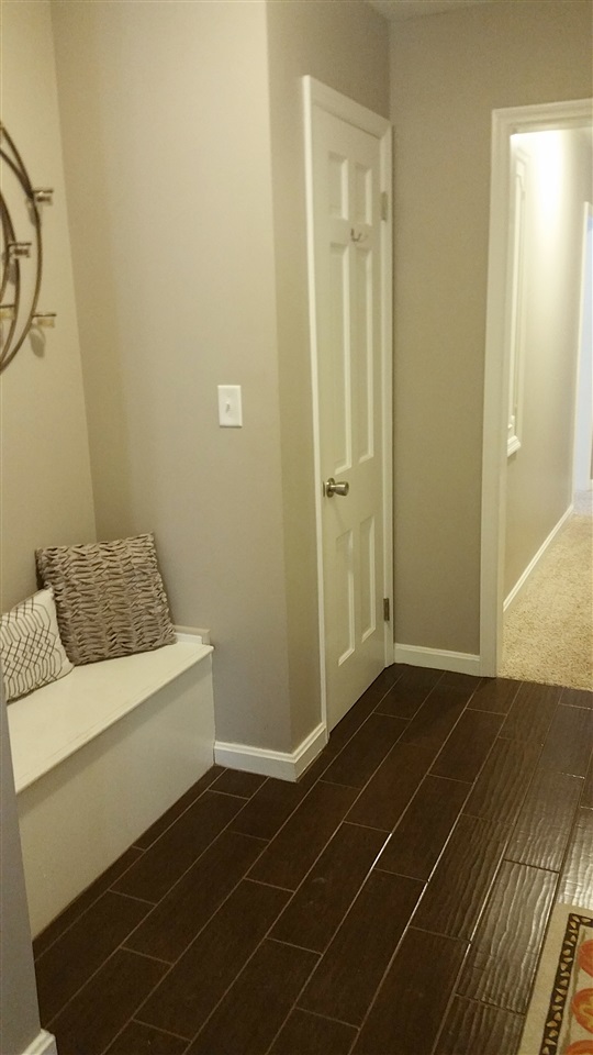 5615 Winston Road Evansville, IN 47710 - Photo 6 of 36 Gallery Image 6