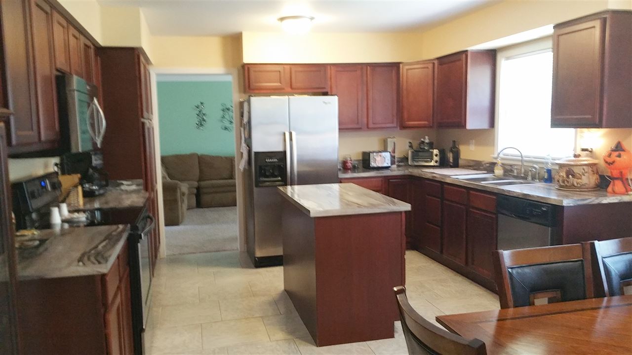 5615 Winston Road Evansville, IN 47710 - Photo 7 of 36 Gallery Image 7