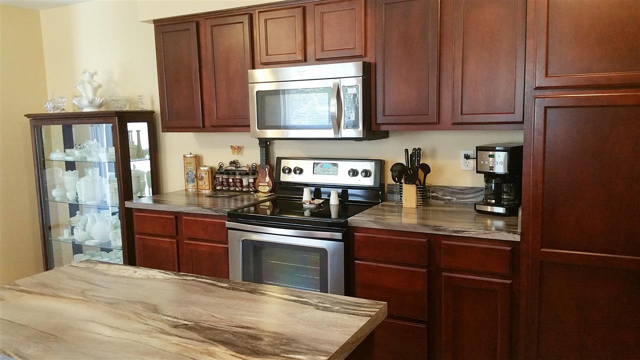 5615 Winston Road Evansville, IN 47710 - Photo 10 of 36 Gallery Image 10