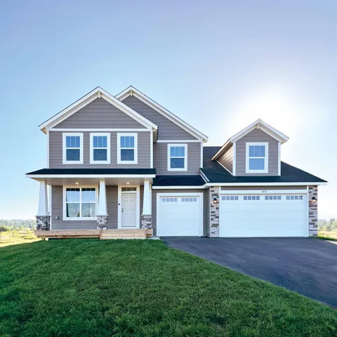 $589,900 | 904 Pine Vale Avenue, Somerset, WI 54025