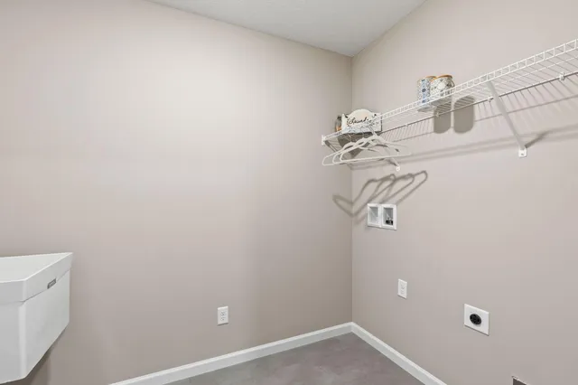 $589,900 | 904 Pine Vale Avenue, Somerset, WI 54025