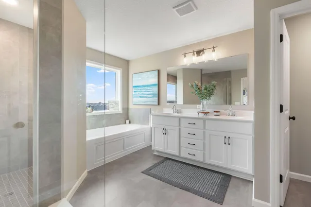 $589,900 | 904 Pine Vale Avenue, Somerset, WI 54025