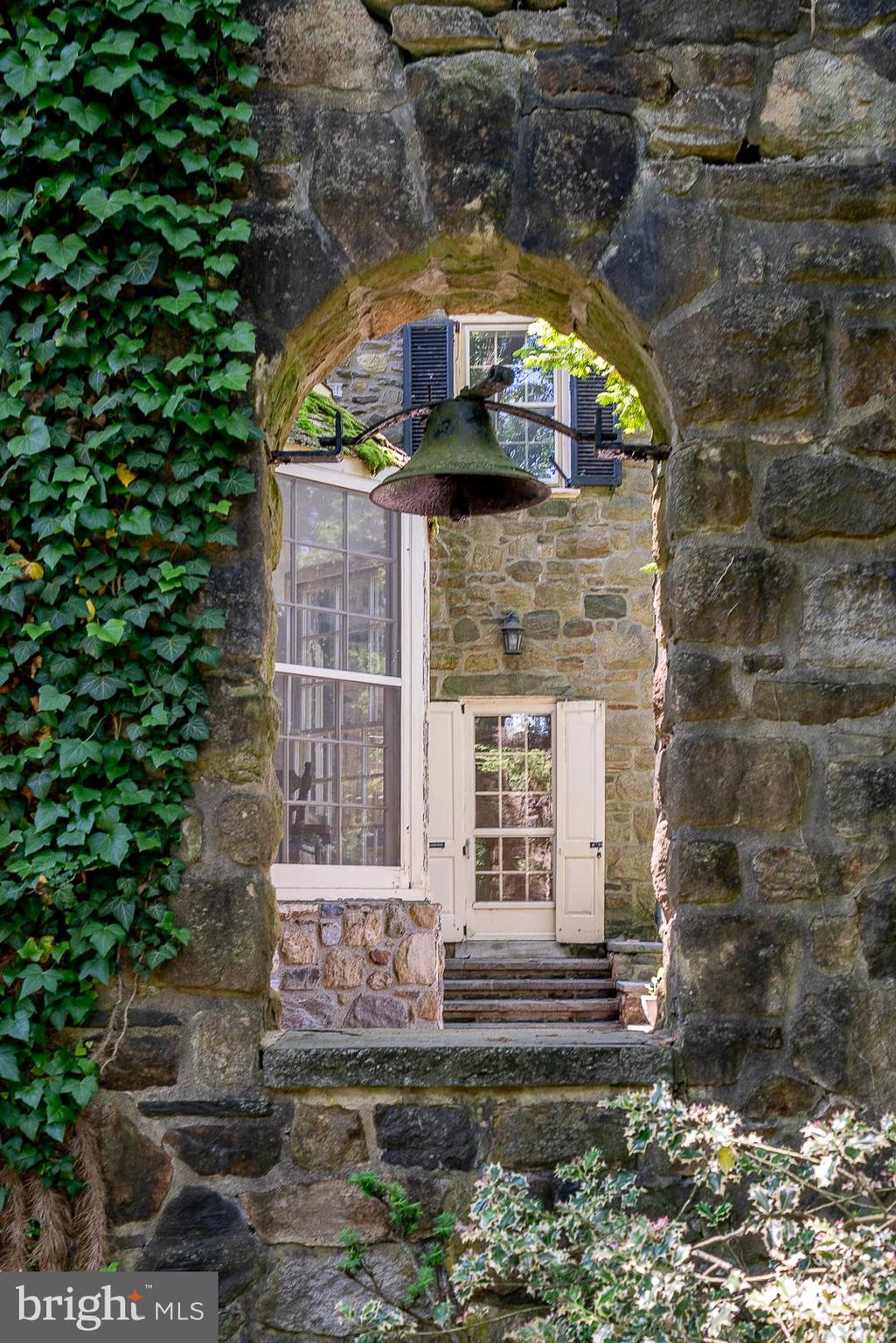 602 Old Eagle School Road Wayne, PA 19087 - Photo 15 of 100 Pennsylvania fieldstone